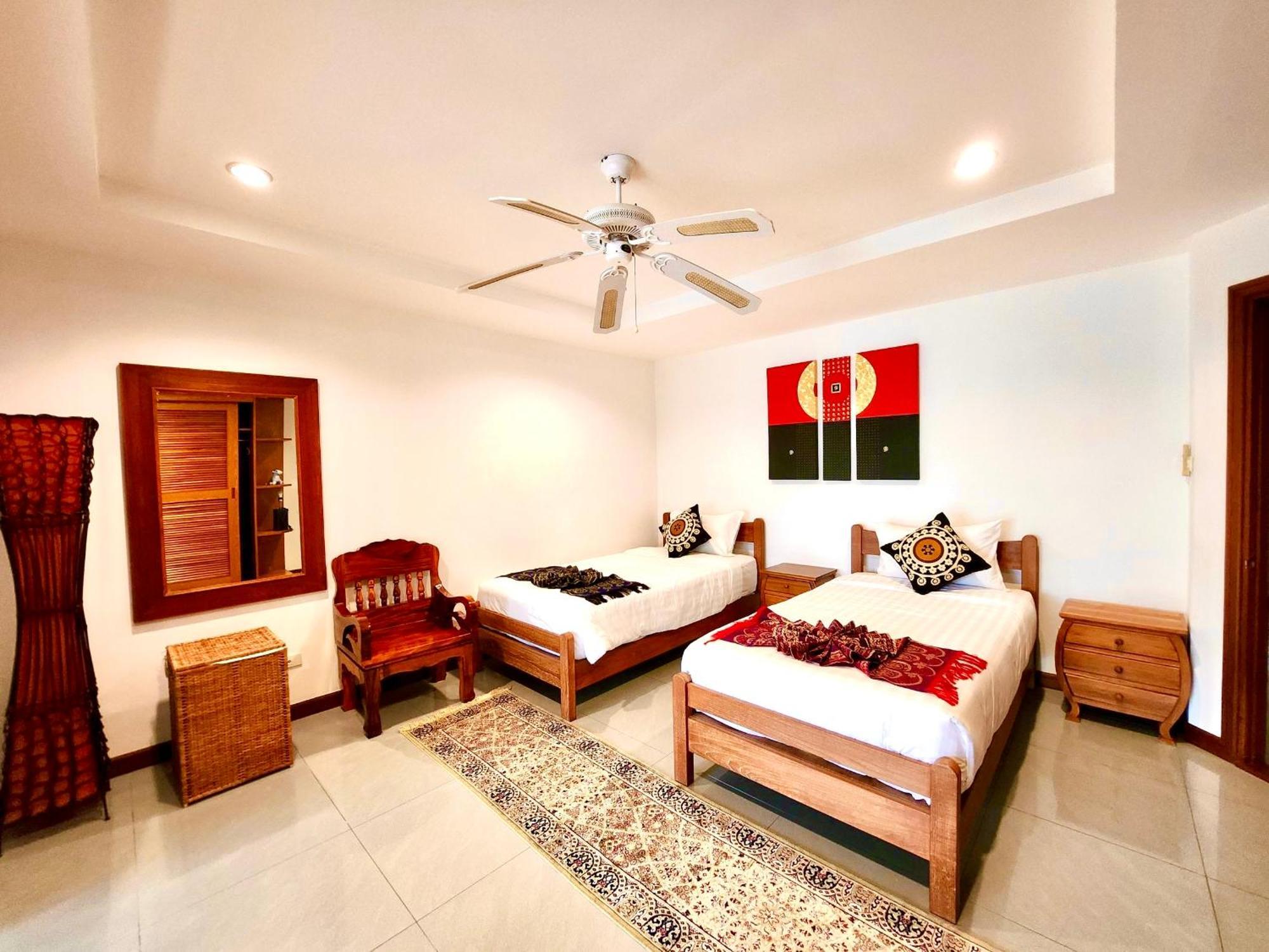 Coconut Palms Villa, Large & Elegant Private Pool Villa In Rawai, Phuket Ban Saiyuan Exterior foto